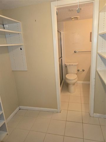 2302 S MANHATTAN AVENUE 214, Tampa, FL 33629