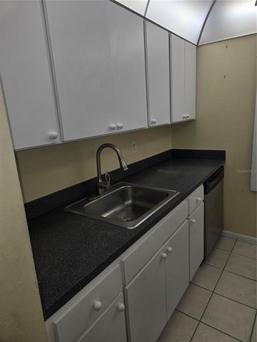 2302 S MANHATTAN AVENUE 214, Tampa, FL 33629