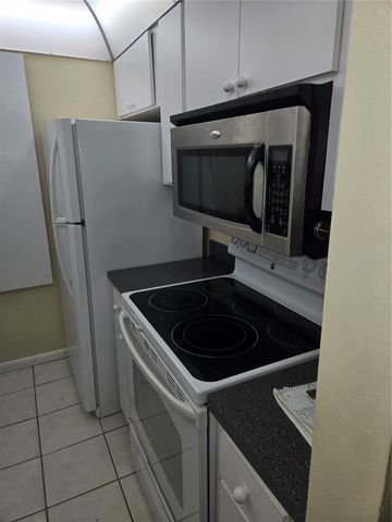 2302 S MANHATTAN AVENUE 214, Tampa, FL 33629