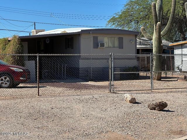 842 E Freeman Place, Tucson, AZ 85719