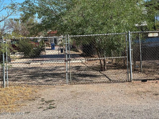 842 E Freeman Place, Tucson, AZ 85719
