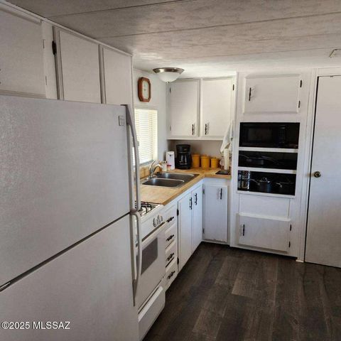 842 E Freeman Place, Tucson, AZ 85719