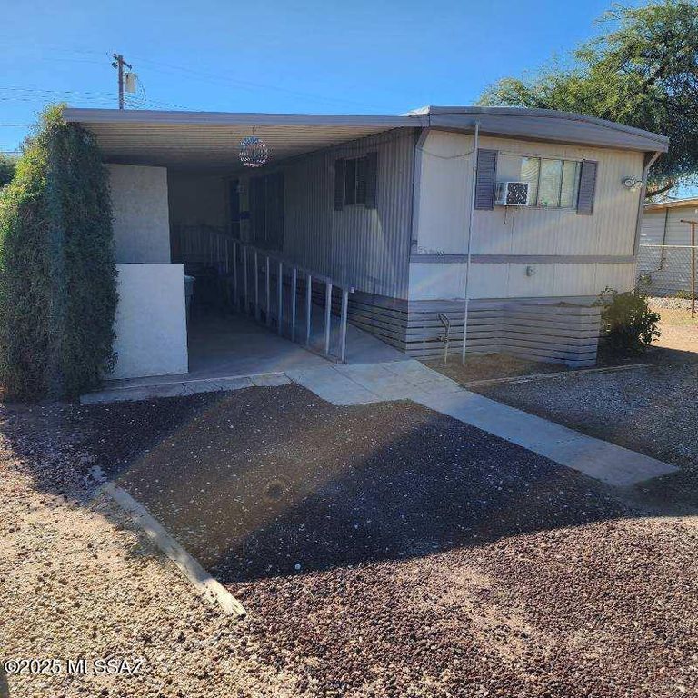 842 E Freeman Place, Tucson, AZ 85719