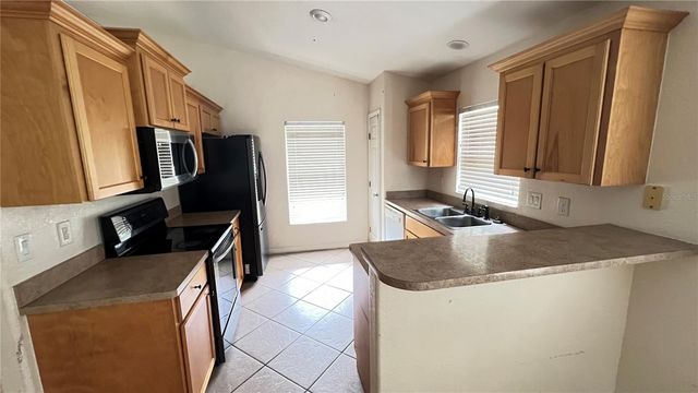 513 LEMON STREET, Auburndale, FL 33823