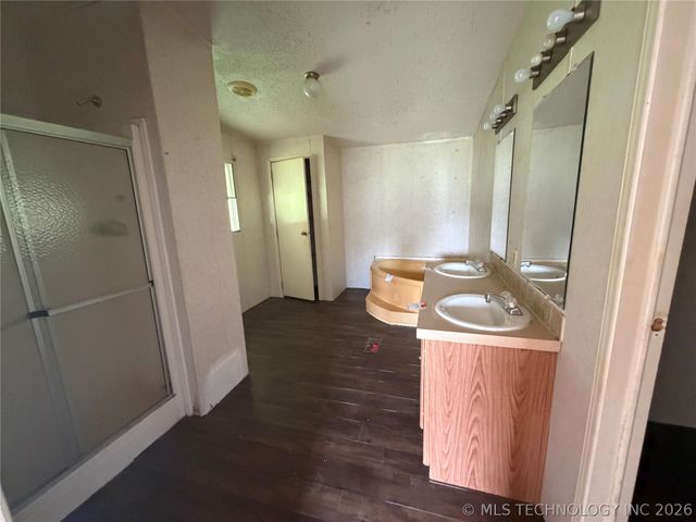 444 Sun Prairie, Pryor, OK 74361