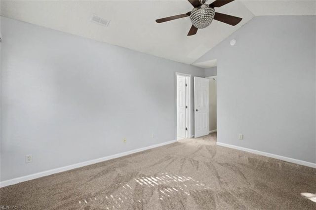 910 Andover CT, Newport News, VA 23608