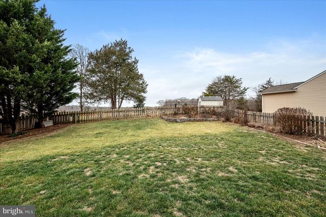 1490 CHESTERFIELD RD, Locust Grove, VA 22508