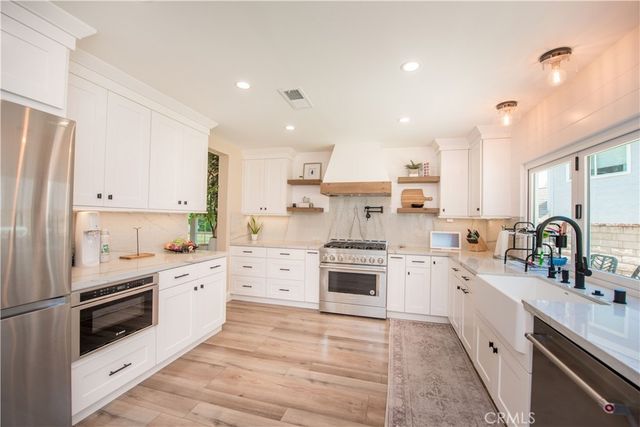 270 S Riverwood, Anaheim Hills, CA 92807