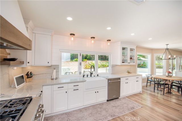 270 S Riverwood, Anaheim Hills, CA 92807