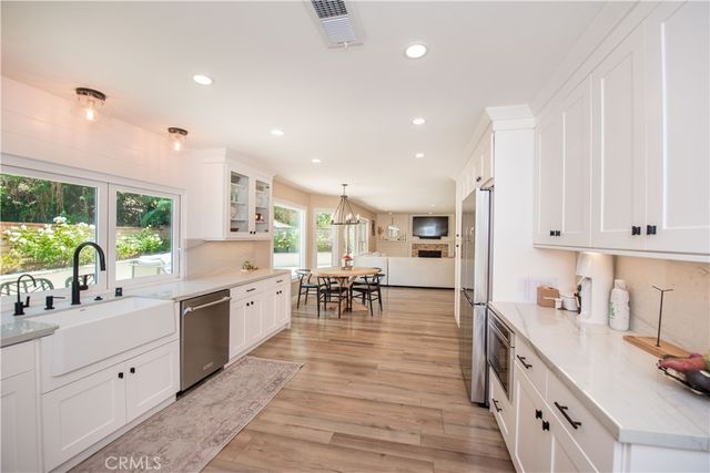 270 S Riverwood, Anaheim Hills, CA 92807