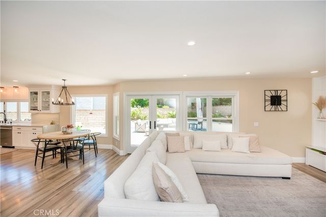 270 S Riverwood, Anaheim Hills, CA 92807