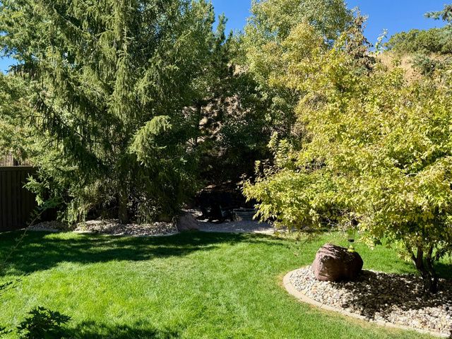 2187 E EAGLE CREST DR, Draper, UT 84020