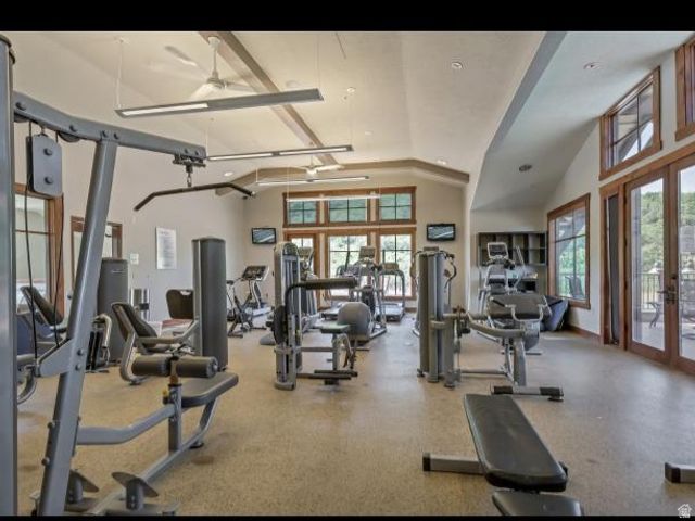 2187 E EAGLE CREST DR, Draper, UT 84020