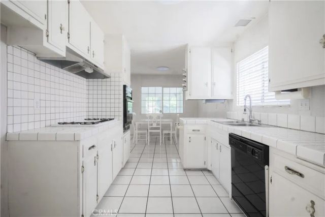 1421 E Harvest Moon, West Covina, CA 91792