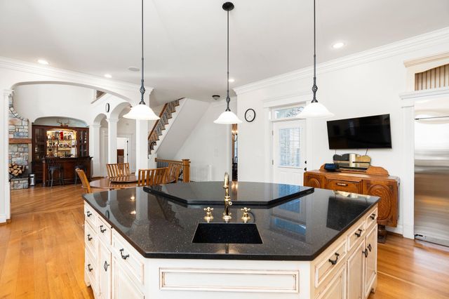 1767 GOOSE CREEK RD, Waynesboro, VA 22980