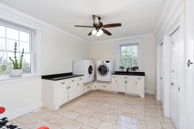 1767 GOOSE CREEK RD, Waynesboro, VA 22980