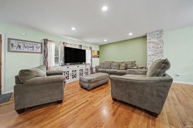 53175 Osage Drive, South Bend, IN 46637
