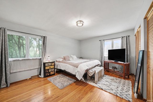 53175 Osage Drive, South Bend, IN 46637