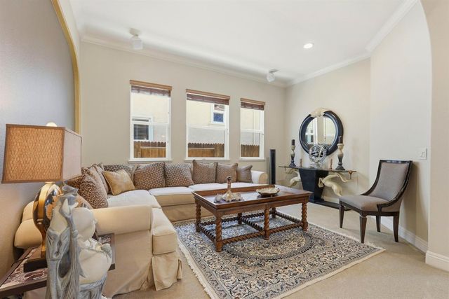 6817 Vilamoura Way, Elk Grove, CA 95757