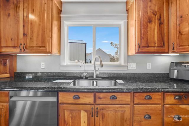 1111 Cole St, Kimberly, ID 83341