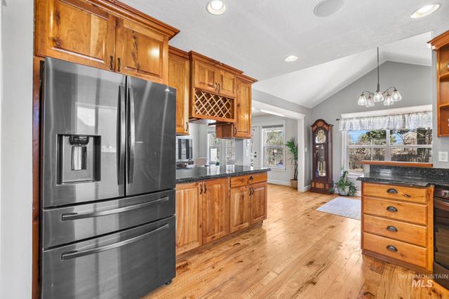 1111 Cole St, Kimberly, ID 83341