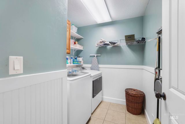 1111 Cole St, Kimberly, ID 83341