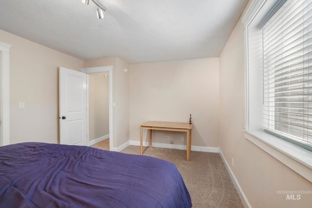 1111 Cole St, Kimberly, ID 83341