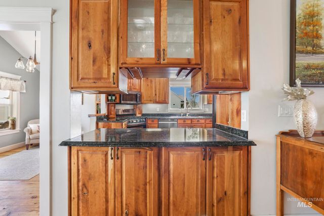 1111 Cole St, Kimberly, ID 83341