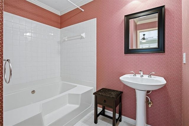 210 Masters View Court, Duluth, GA 30097