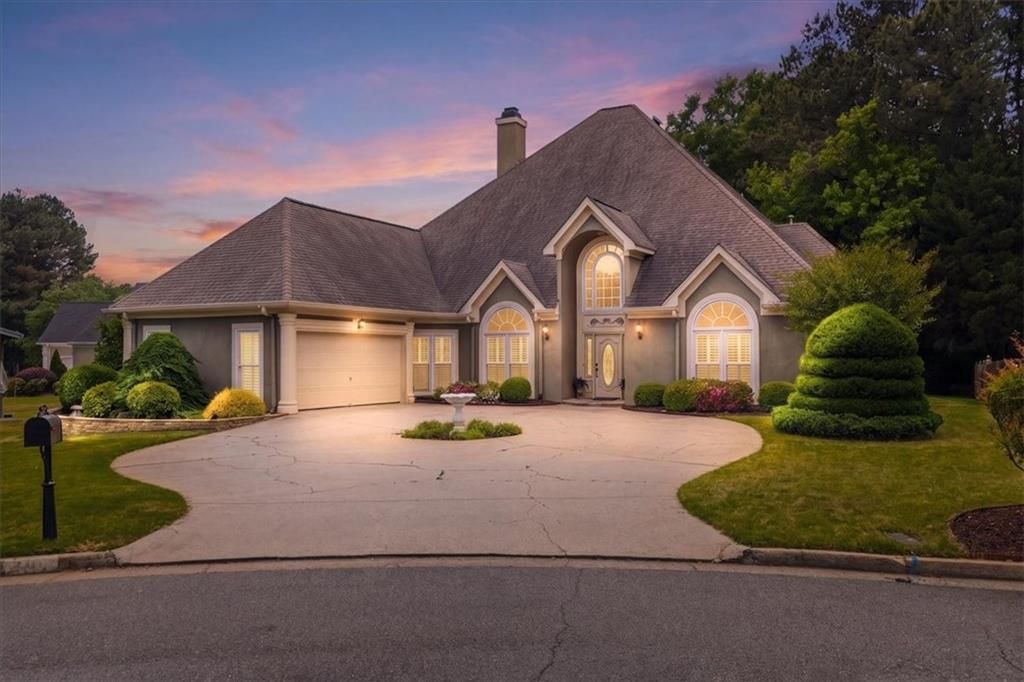 210 Masters View Court, Duluth, GA 30097
