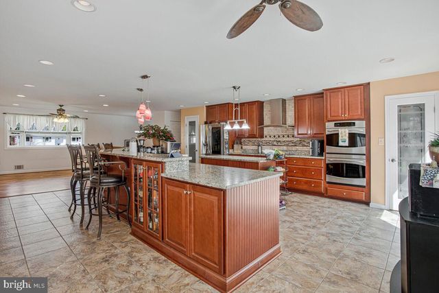 28760 HANCOCK DR, Mechanicsville, MD 20659