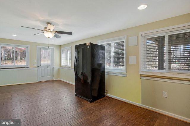 28760 HANCOCK DR, Mechanicsville, MD 20659