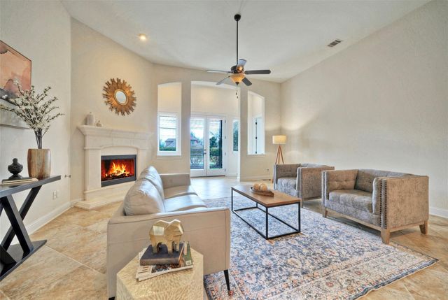 4725 Mont Blanc DR, Bee Cave, TX 78738