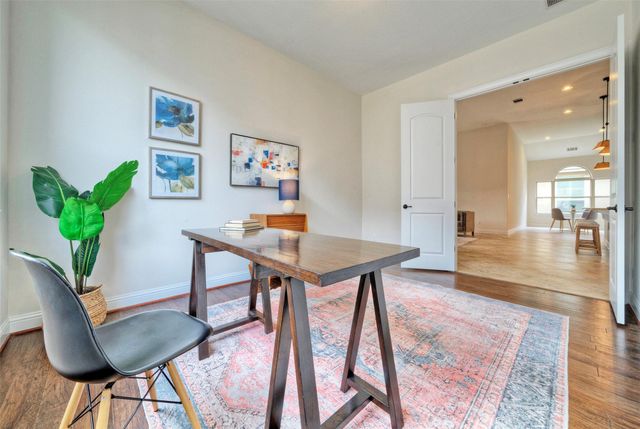 4725 Mont Blanc DR, Bee Cave, TX 78738