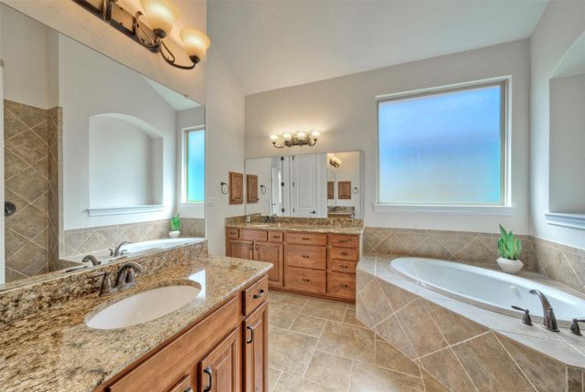 4725 Mont Blanc DR, Bee Cave, TX 78738