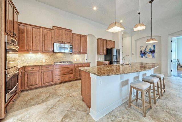 4725 Mont Blanc DR, Bee Cave, TX 78738