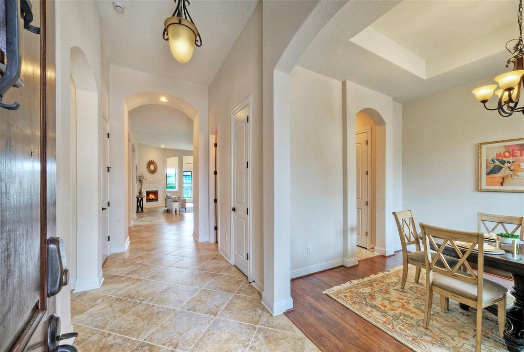 4725 Mont Blanc DR, Bee Cave, TX 78738