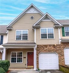 2040 Hoods Fort NW Circle 18, Kennesaw, GA 30144