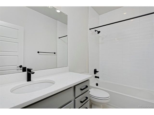 3132 W Bonfils Pl, Denver, CO 80236