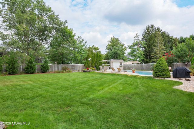 30 Terence Drive, Manalapan, NJ 07726