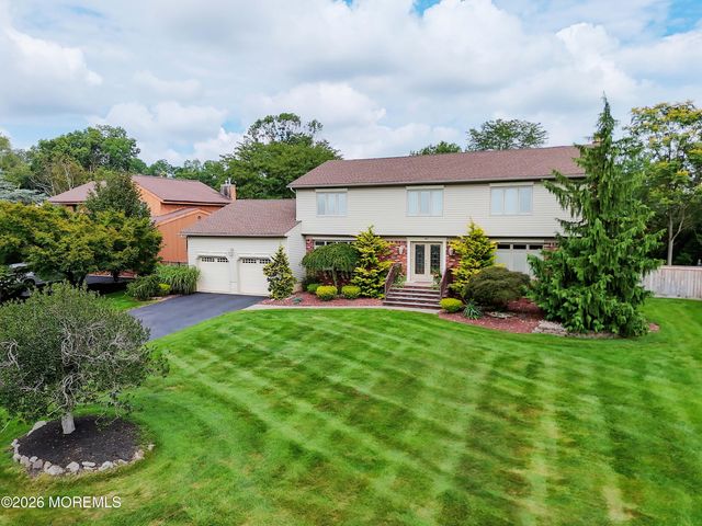 30 Terence Drive, Manalapan, NJ 07726