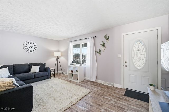 4829 New Road, Youngstown, OH 44515