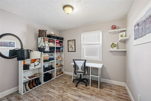 4829 New Road, Youngstown, OH 44515