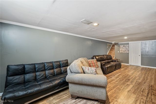 4829 New Road, Youngstown, OH 44515