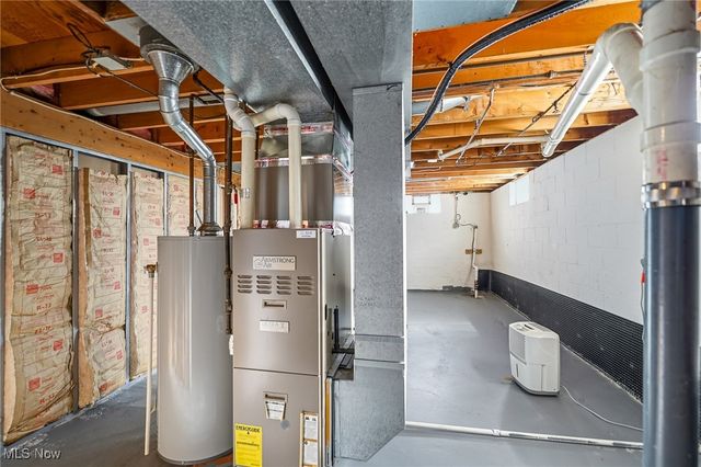 4829 New Road, Youngstown, OH 44515