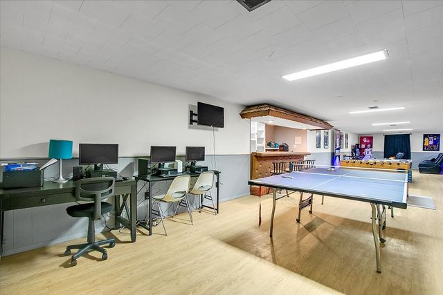 1708 Montague Road, Rockford, IL 61102