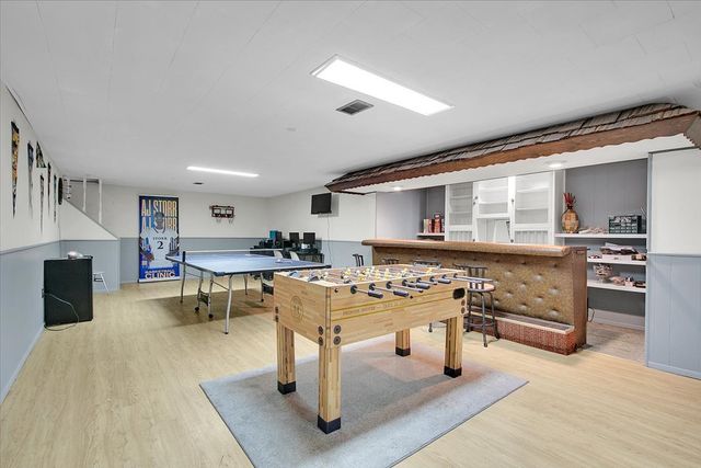 1708 Montague Road, Rockford, IL 61102