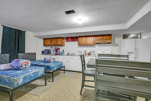 1708 Montague Road, Rockford, IL 61102