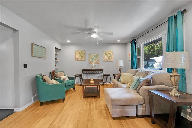 1708 Montague Road, Rockford, IL 61102