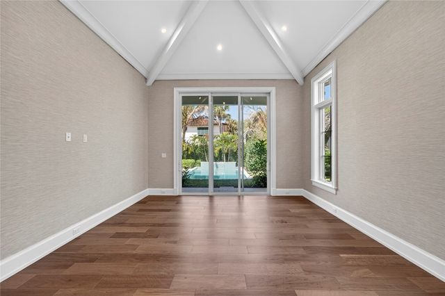 765 Azalea Lane, Vero Beach, FL 32963